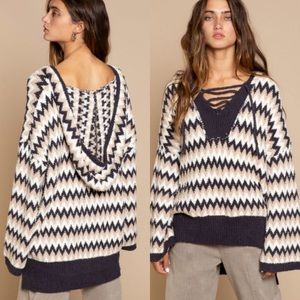 B11P🤎🤍POL pristine black+white+tan soft striped hoodie w/lace up top -anyWear